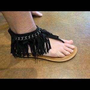 Fringe sandals